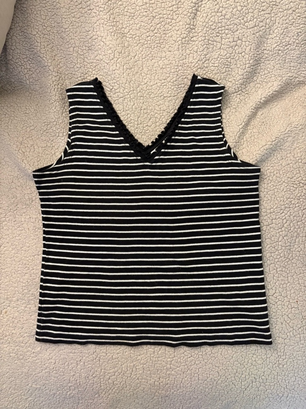 Jones New York Black & White Striped V-Neck Tank
